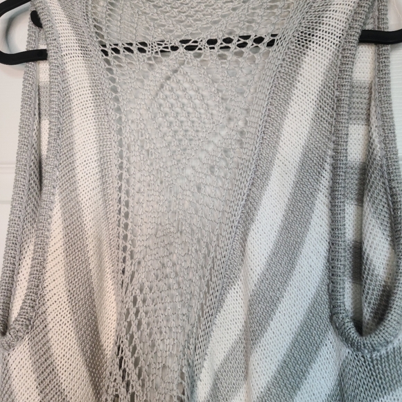 Silvian Heach Long Knit Boho Vest OS - Picture 8 of 9